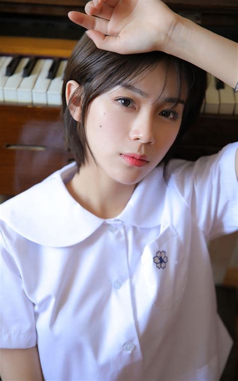 GOAT效应？贝蒂斯24小时发47动态欢迎安东尼数万名球迷街头狂欢